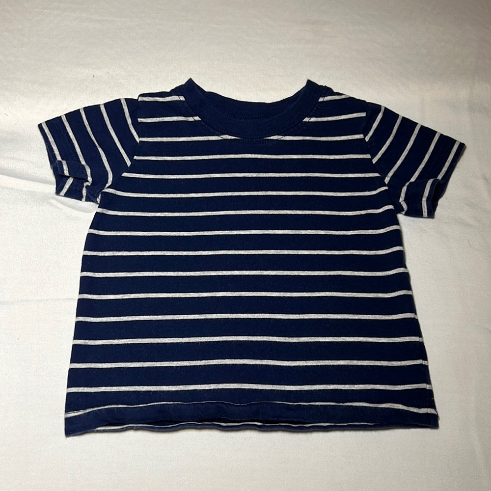 Carter’s Short Sleeve T-Shirt - 12 Months